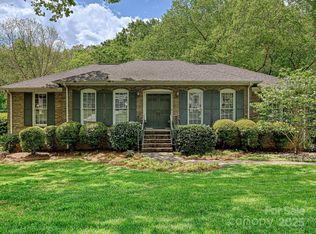 6420 Saint John Ln, Charlotte, NC 28210
