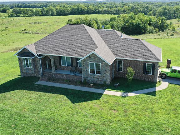 2nd image of 9224 N Farm Road 99