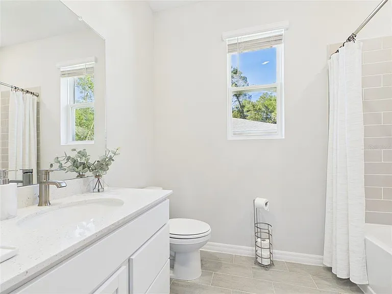 566 Marion Oaks Blvd — Photo 42