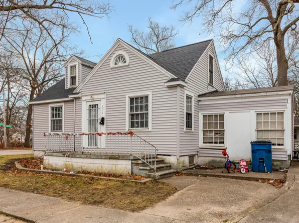 371 E Columbia Ave, Muskegon Heights, MI 49444