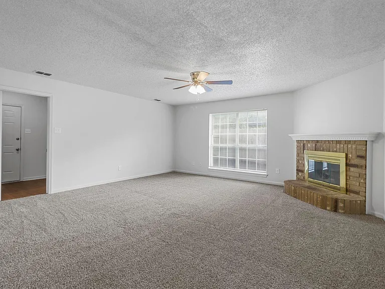 2313 Longmeadow St — Photo 17