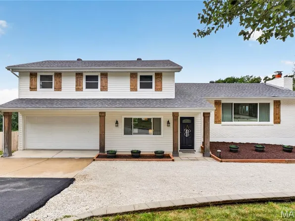 1530 Highway Am, Villa Ridge, MO 63089