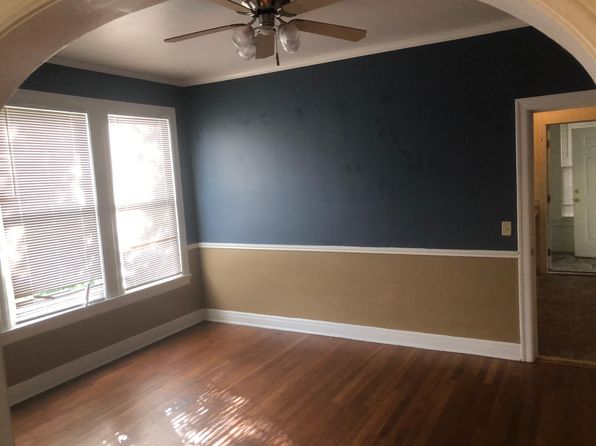 1507 Saint Vincent St, Gonzales, TX 78629