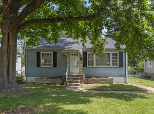 7809 Monroe Dr, Saint Louis, MO 63133