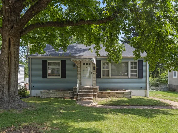 7809 Monroe Dr, Saint Louis, MO 63133