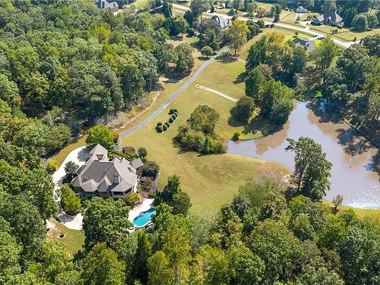 8335 Hurakan Creek Xing — Photo 20