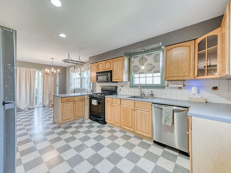 65 Tyler Lake Hts — Photo 10