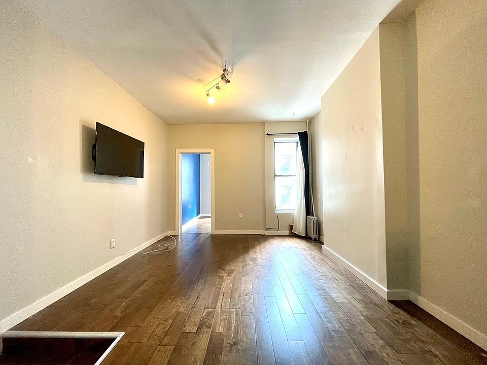 1st image of 272 W 115th St APT 3D