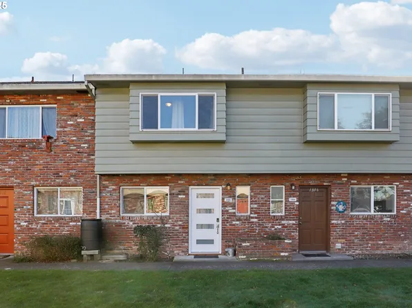 1808 NE Hogan Dr, Gresham, OR 97030