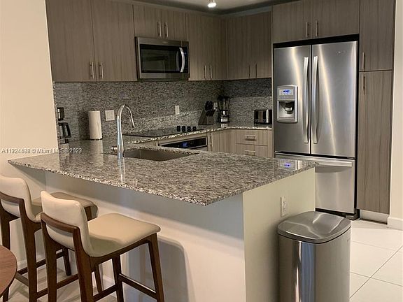 5th image of 5350 NW 84th St #618