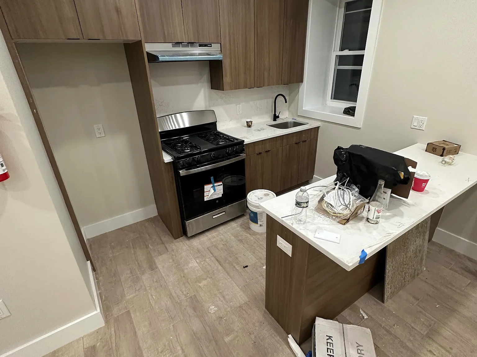 3 bed, $2,600 — Photo 2