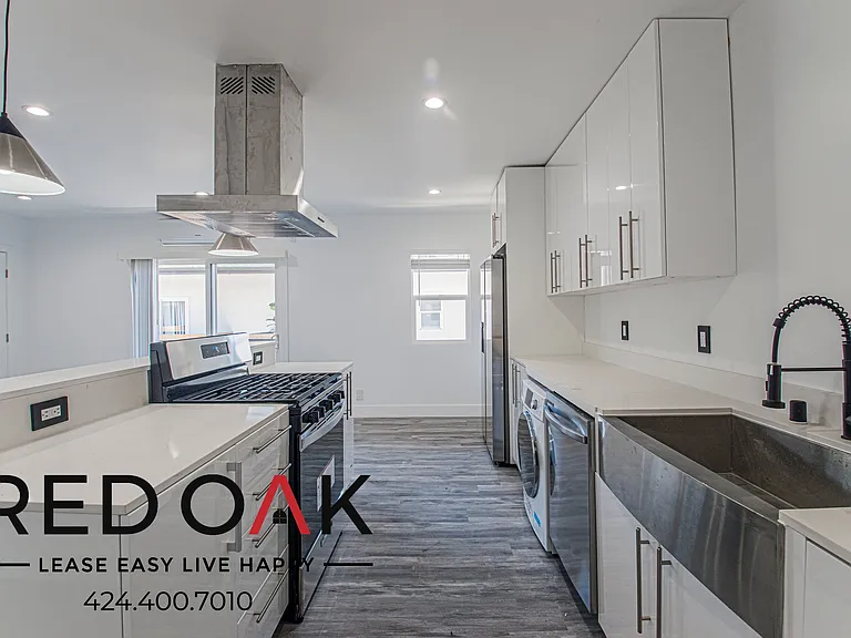 1350 N Fuller Ave #6 — Photo 5
