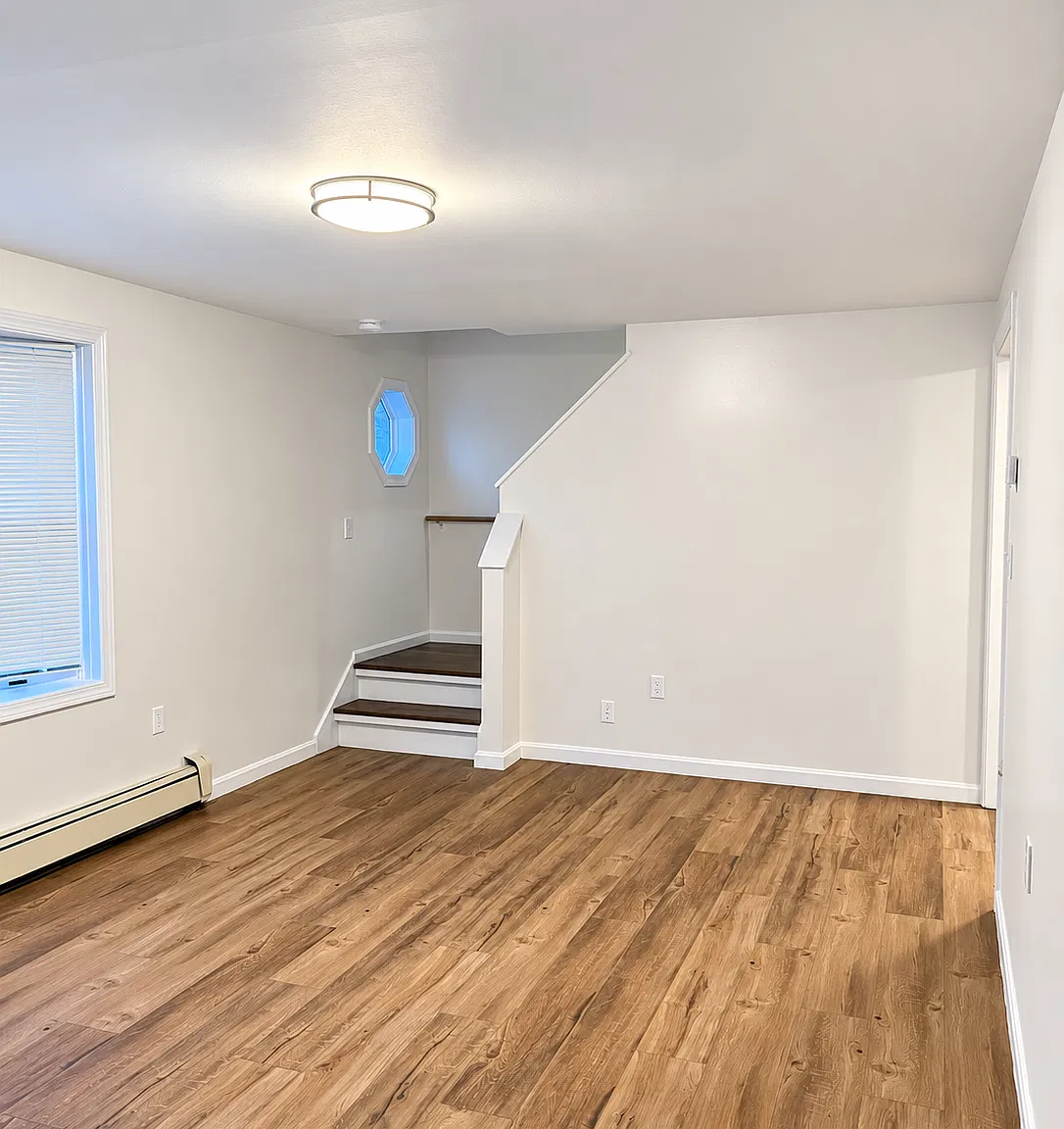 3 bed, 1.5 bath, 1404 sqft, $3,400 — Photo 2