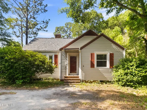 4924 Oleander Drive, Wilmington, NC 28403