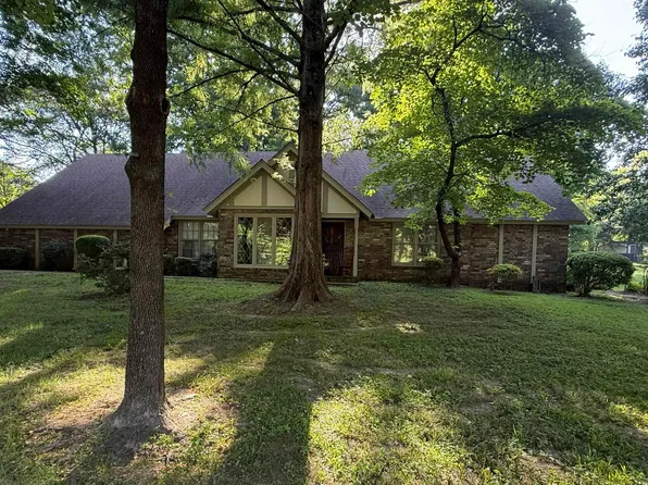 654 N Forrest St, Forrest City, AR 72335