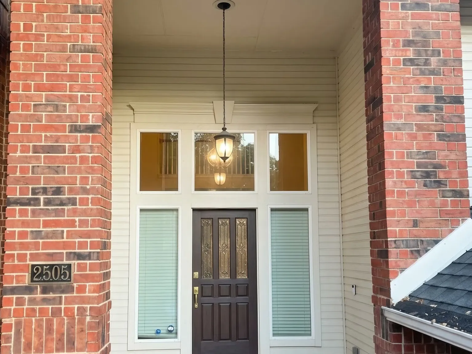 2505 Timber Crest Ln — Photo 2