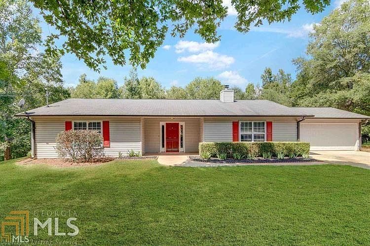 1st image of 158 Swann Ct #28