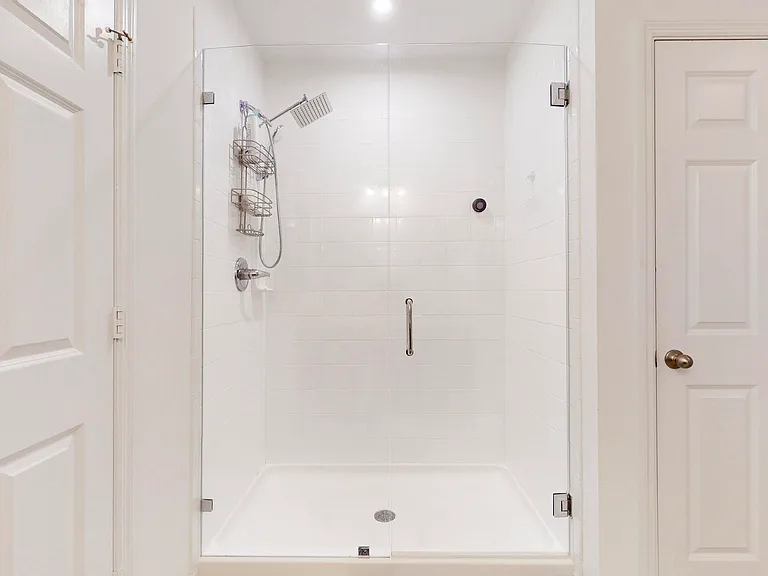 5344 Oakland Lake Cir — Photo 39