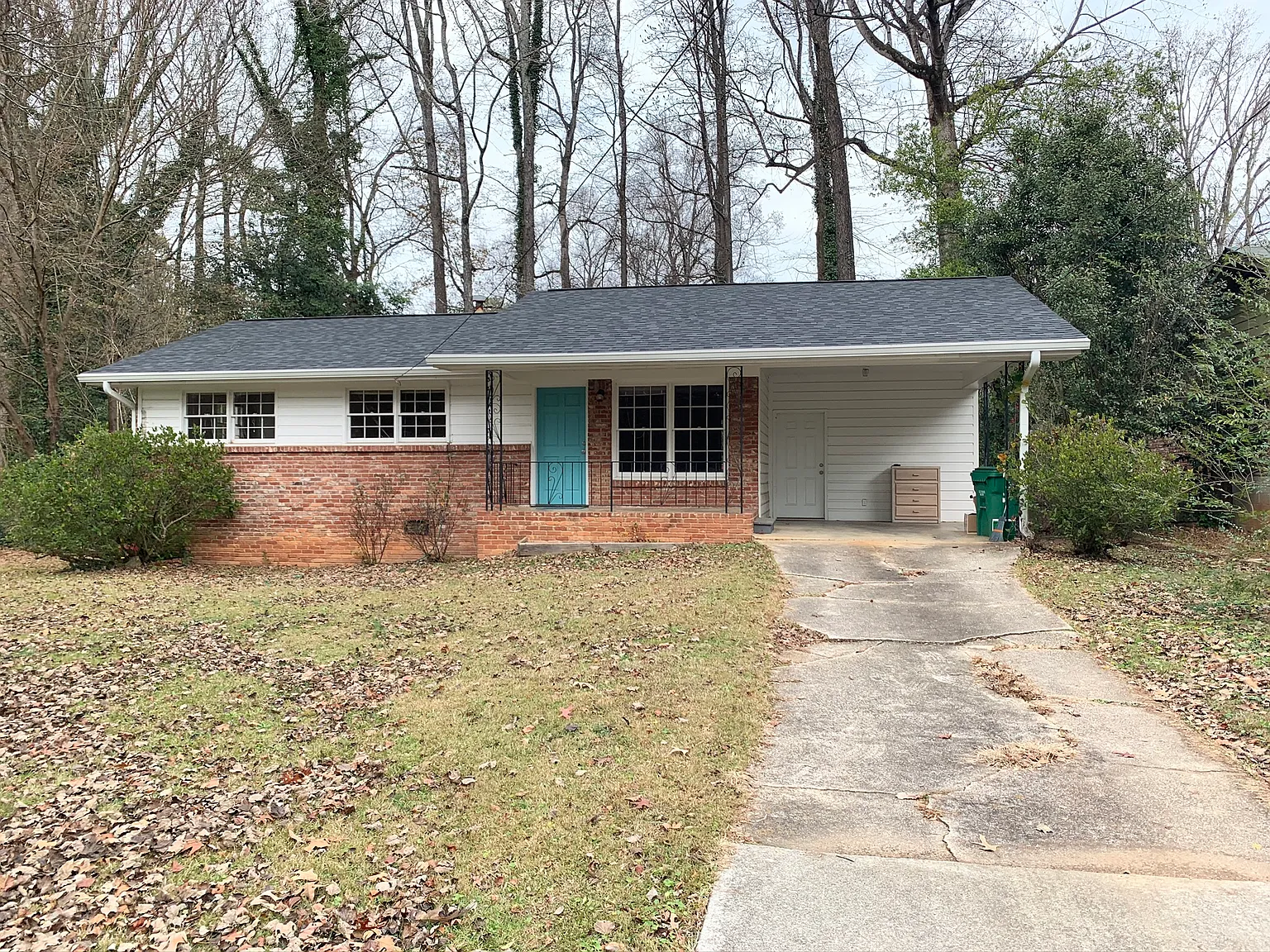 3242 Lindmoor Dr photo 1