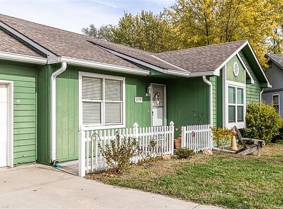 2nd image of 1173 S Greenwood Park