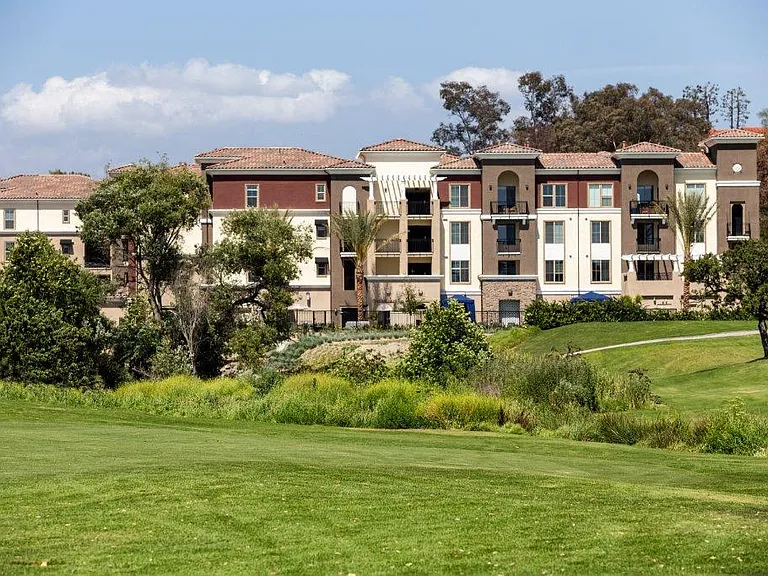 Adagio_Ext_West_View_Mission Viejo