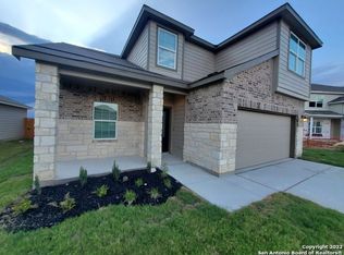 300 Cordova Ter, Seguin, TX 78155