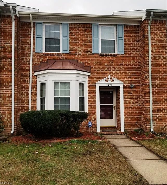 1st image of 421 Greenview Dr