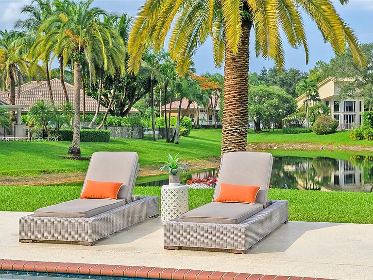 6021 NW 61st St — Photo 38