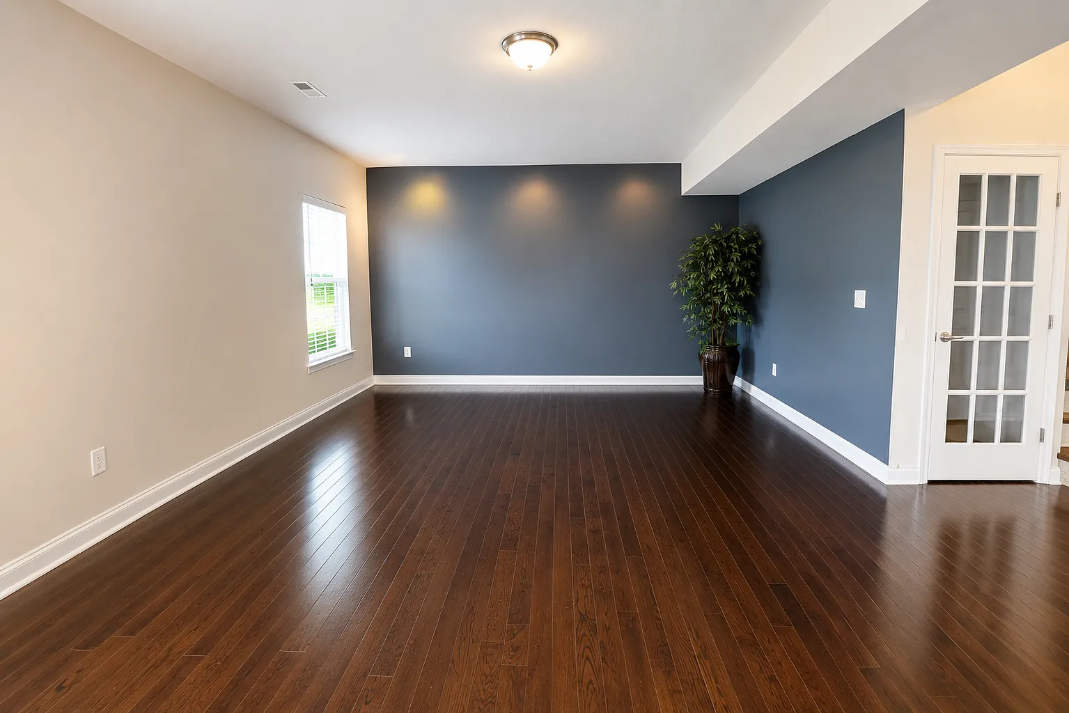 4 bed, 3.5 bath, 2264 sqft, $3,199 — Photo 3