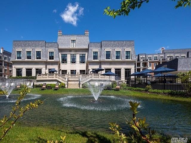1st image of 2000 Royal Ct