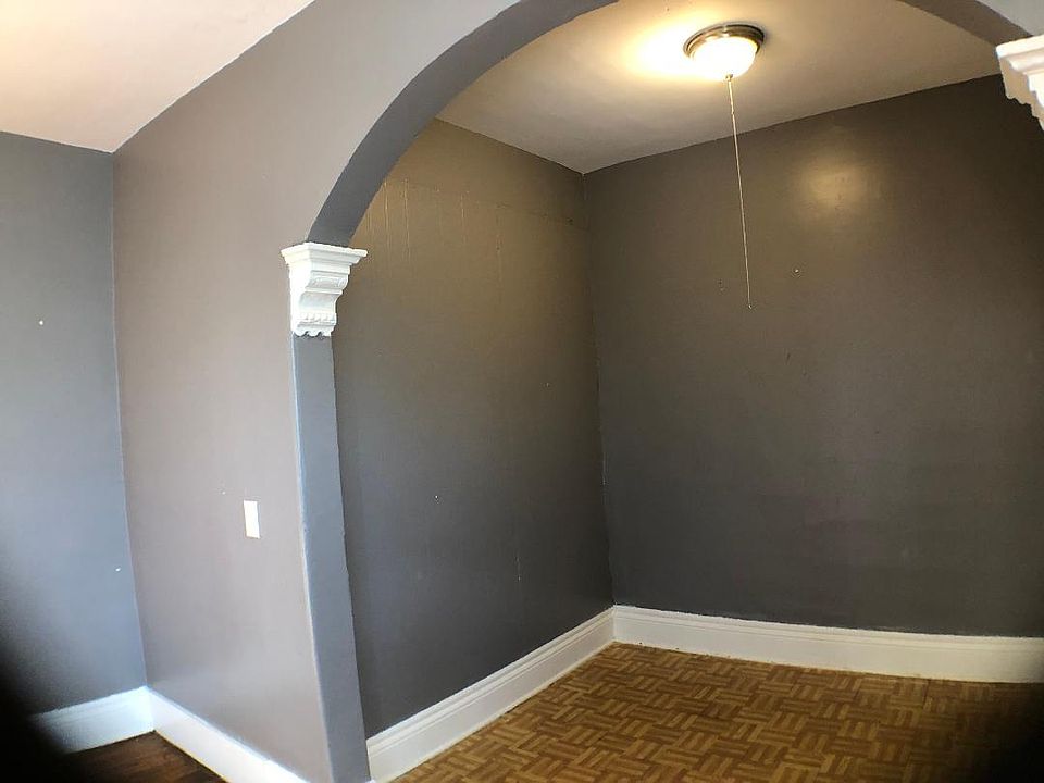 1st image of 89 West Ave