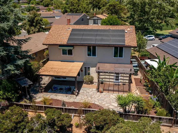 2217 Amber Ln, Escondido, CA 92026