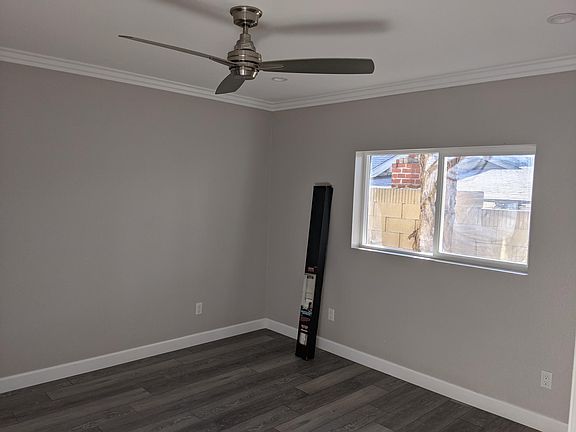 4th image of 617 E Heim Ave