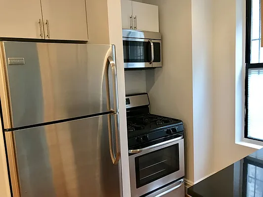 Rented by Platinum Properties | media 8