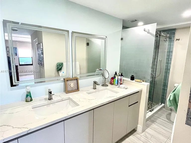 3505 S Ocean Dr #1421 — Photo 10