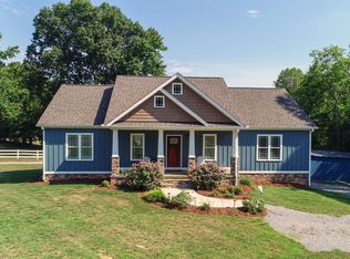 584 Paddock Ln, Louisa, VA 23093