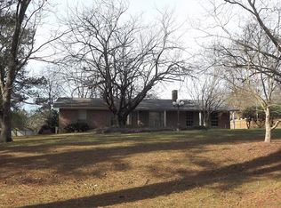 19 Lawnhaven Church Rd, Laurel, MS 39443