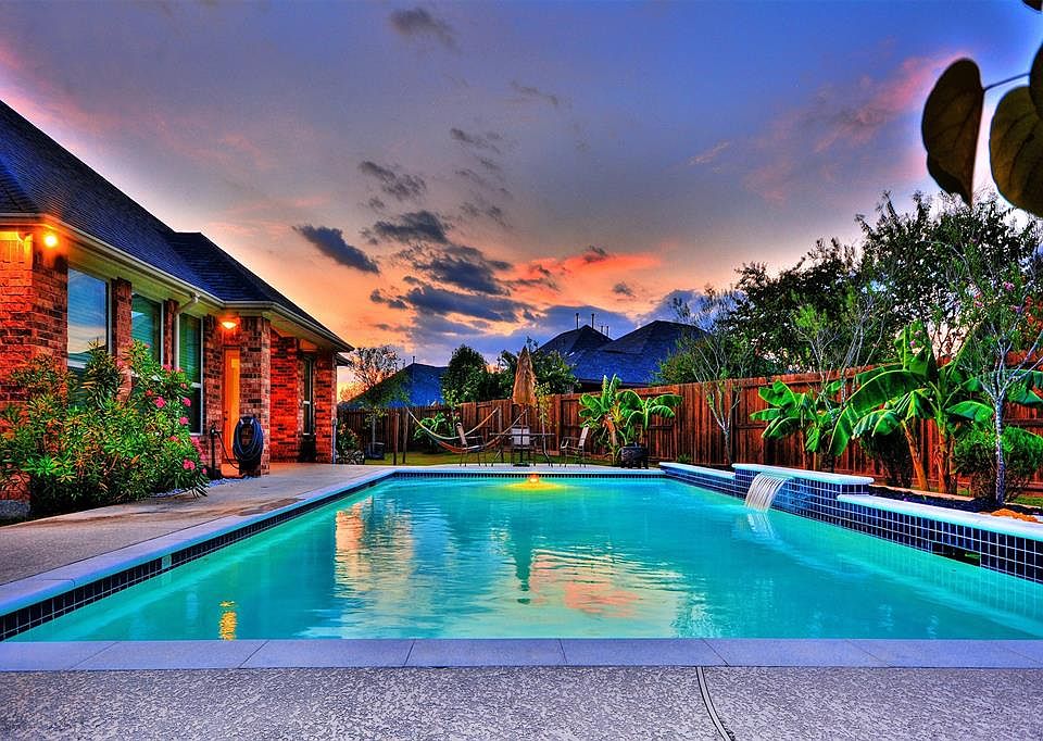 1st image of 5654 Little Creek Ct
