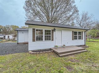 318 Honeycutt Dr SE, Concord, NC 28025