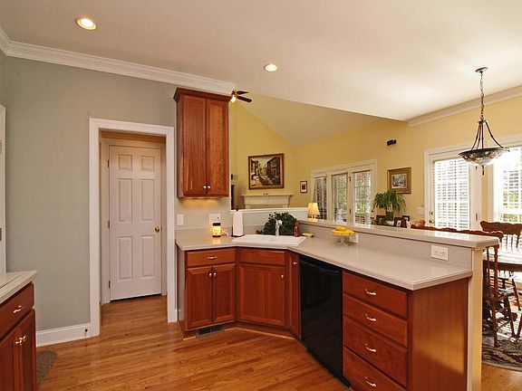 5th image of 1544 Grandiflora Dr