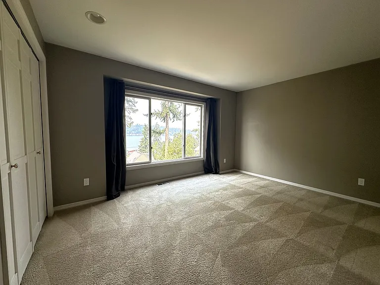 20307 NE 15th Pl — Photo 24