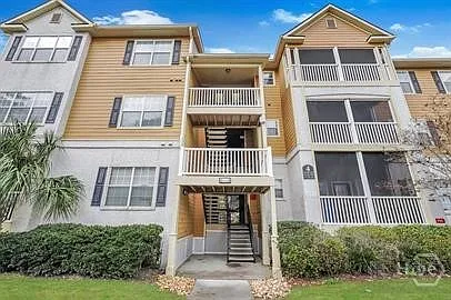 4301 Walden Park Dr — Photo 1