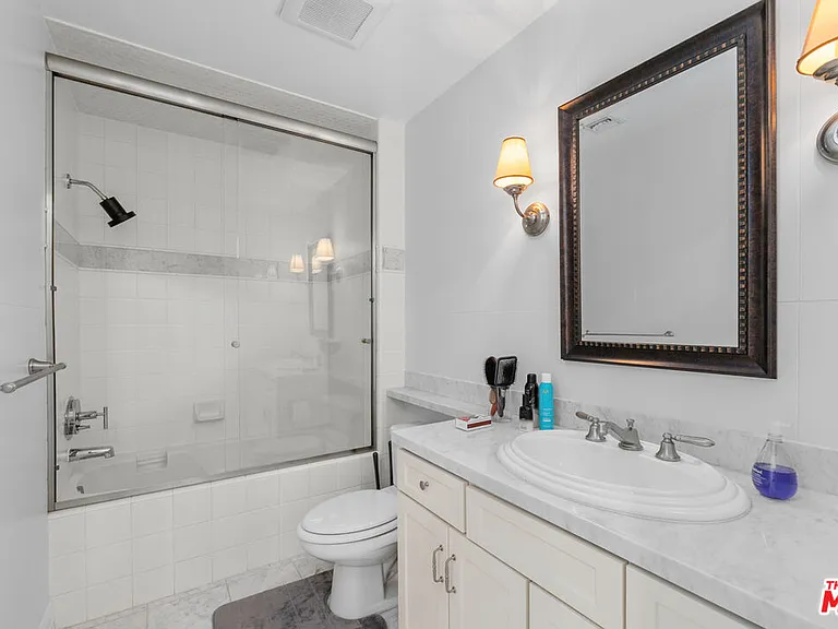 411 N Oakhurst Dr #305 — Photo 25