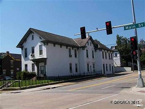 2nd image of 1397 Main St