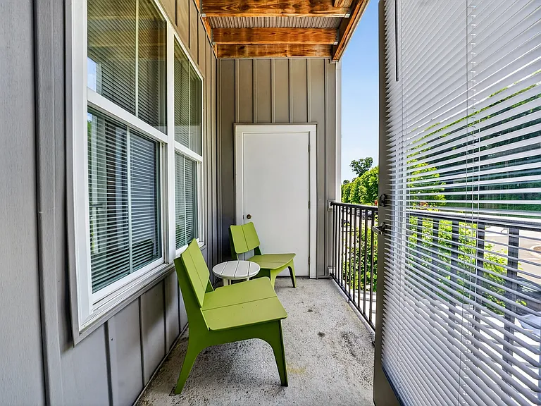 1 Kennedy Flats Apartments — Photo 47