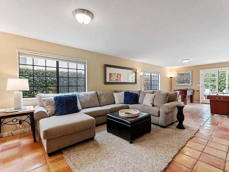 4850 Amalfi Way — Photo 4