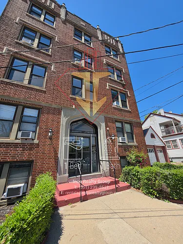 806 Avenue A #28 Photo 1