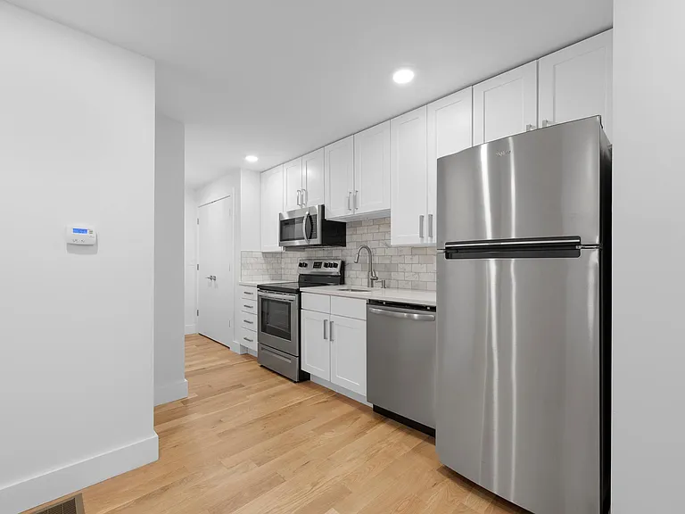 261 E Livingston Ave #A — Photo 4