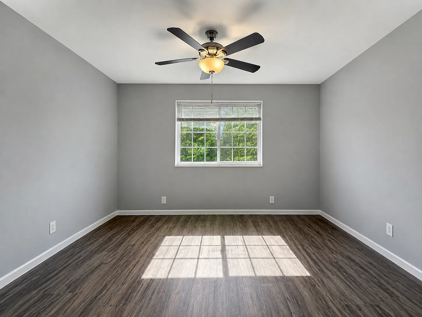2509 Bellevue Ave — Photo 2