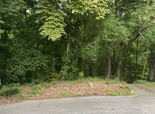 908 Stone Crest Cir, Chattanooga, TN 37421